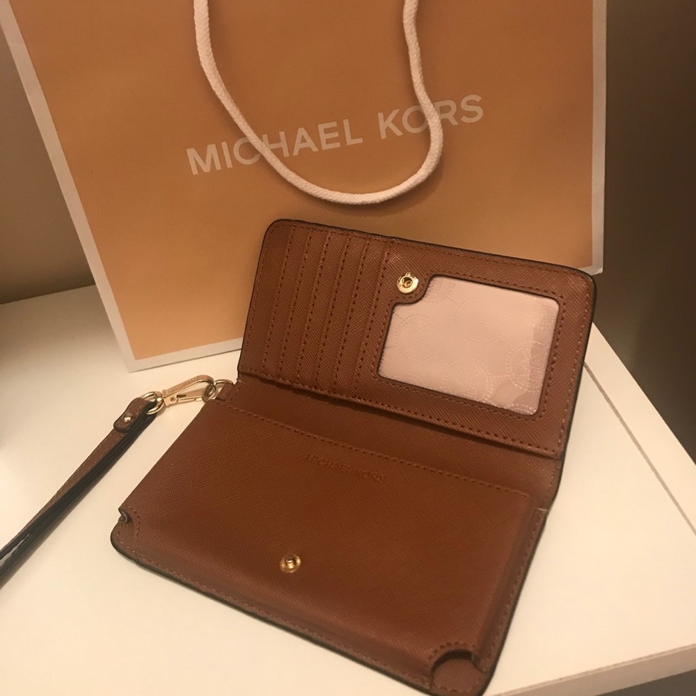 Michael Kors phone wallet